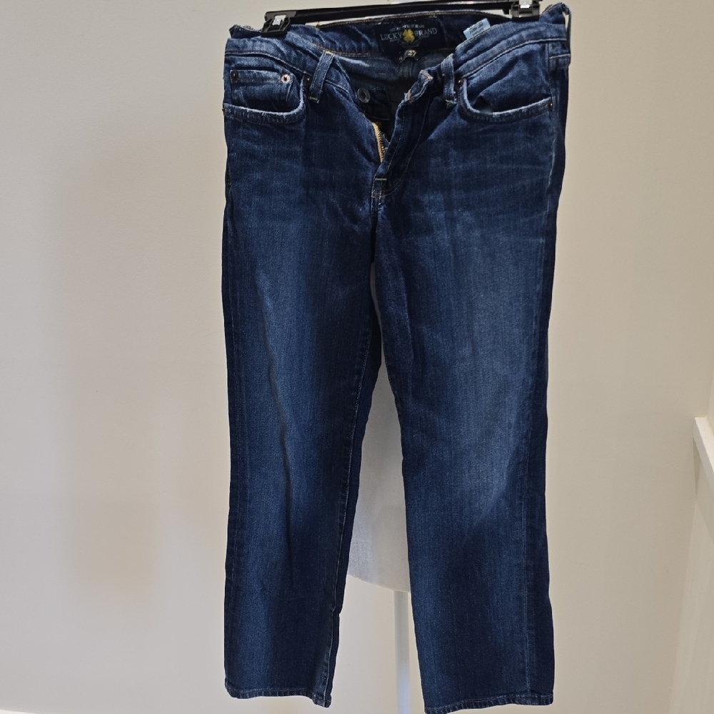 Lucky Brand Dark Blue Straight Leg Jeans. Cropped